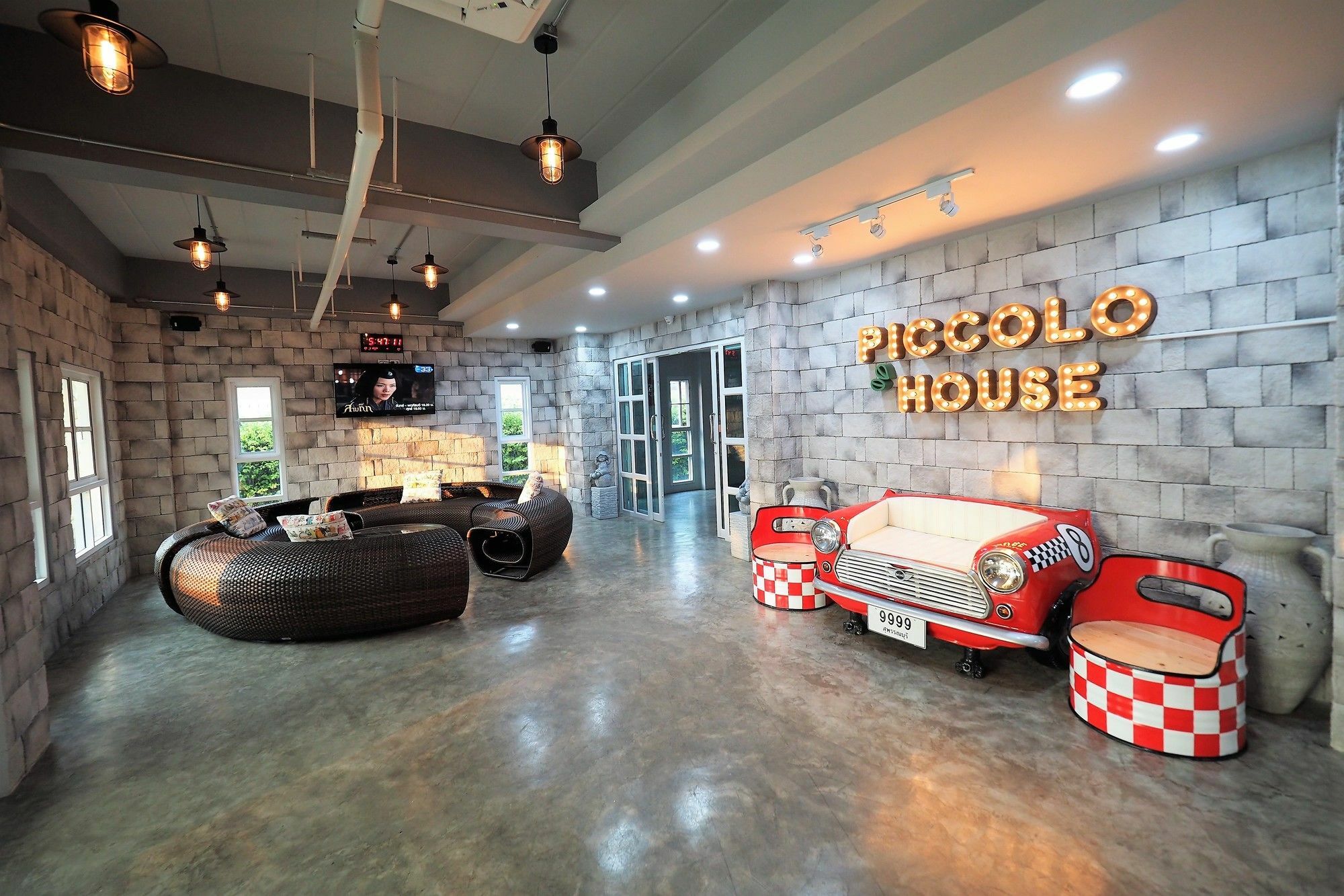 Hotel Piccolo House Suphanburi Esterno foto