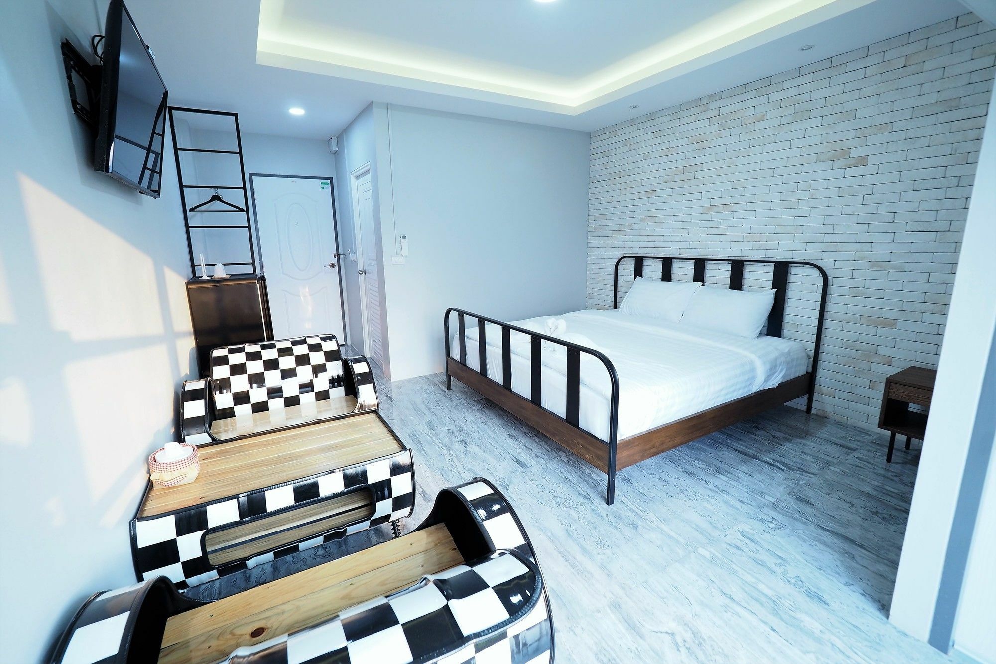 Hotel Piccolo House Suphanburi Esterno foto